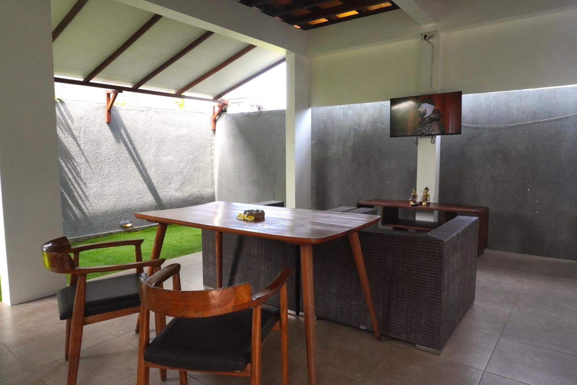 The Lumbung Wood Villa